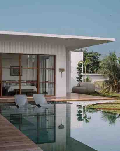 Swimming Pool in The White House video thumbnail